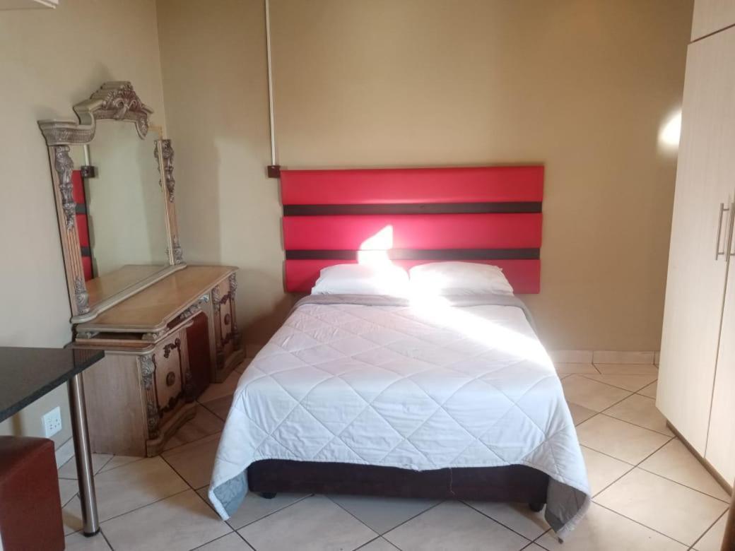 Ebony Guest House 프레토리아 외부 사진