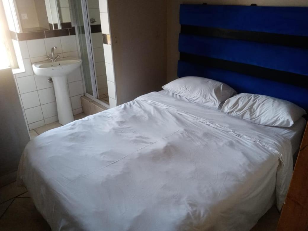 Ebony Guest House 프레토리아 외부 사진